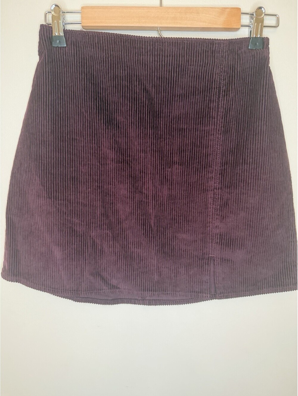 Hollister Women's Burgundy Ultra High Rise Corduroy Mini Skirt Size SM